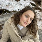 ei ciao! impariamo l’inglese insieme? 
io sono una studentessa dell’universitá, mi farebbe piacere aiutarti !